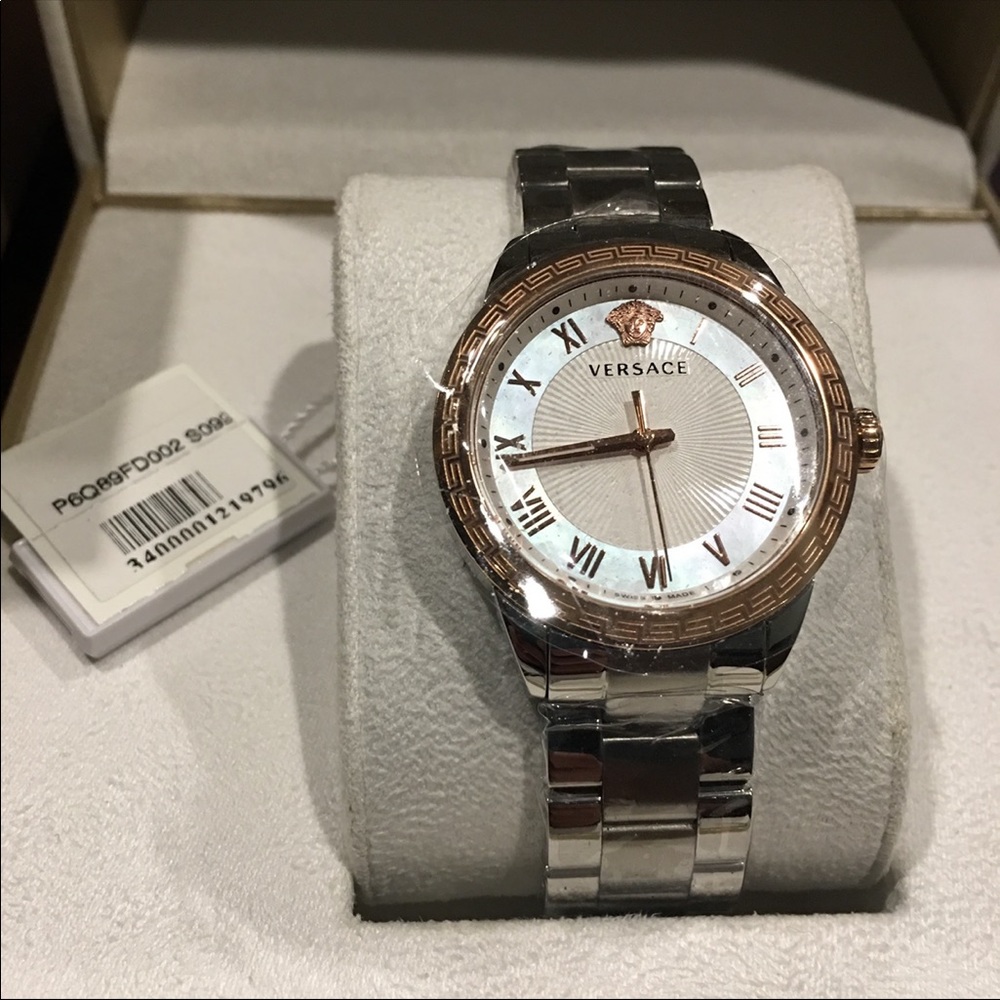 Versace watch - Picture 3 of 4